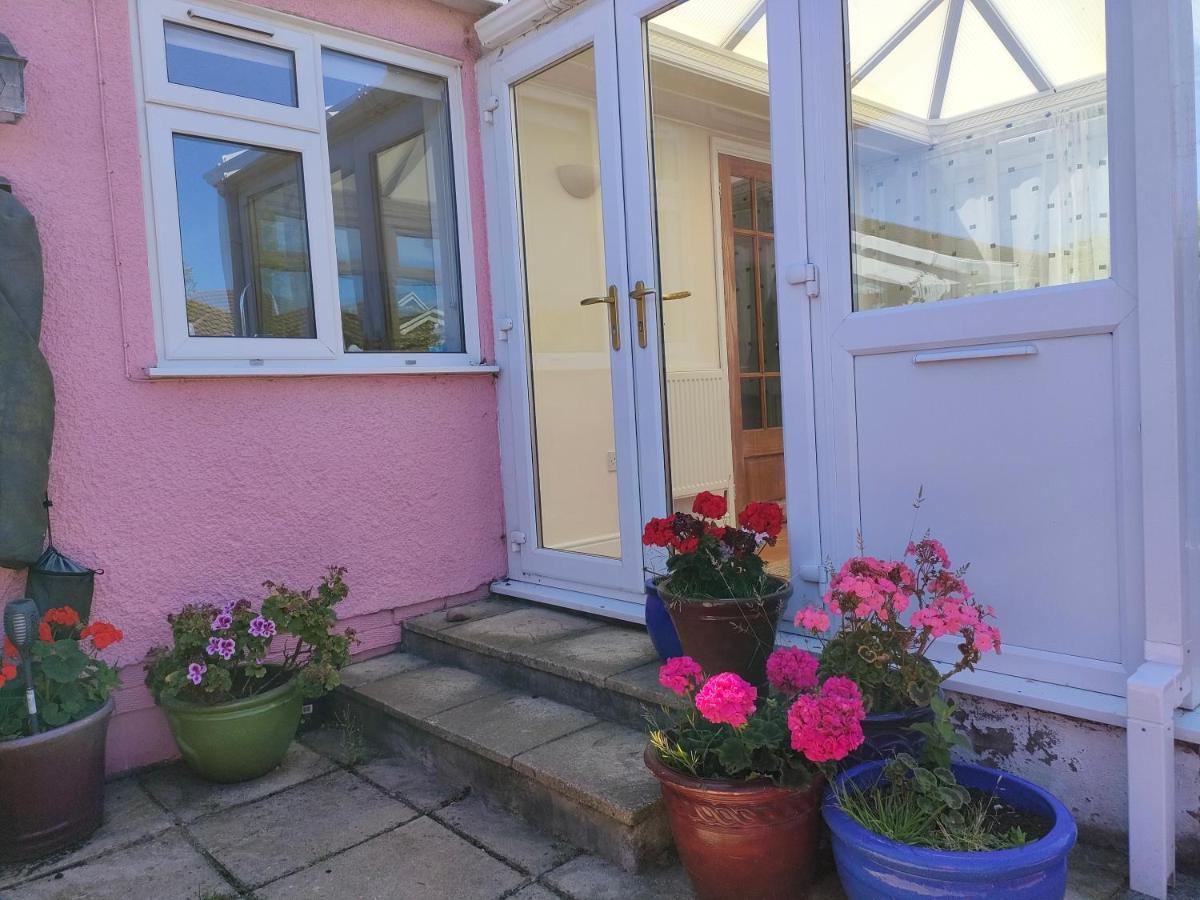 Gower Bungalow Mumbles Exterior photo